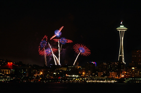 Five Flower-Like Fireworks, Space Needle